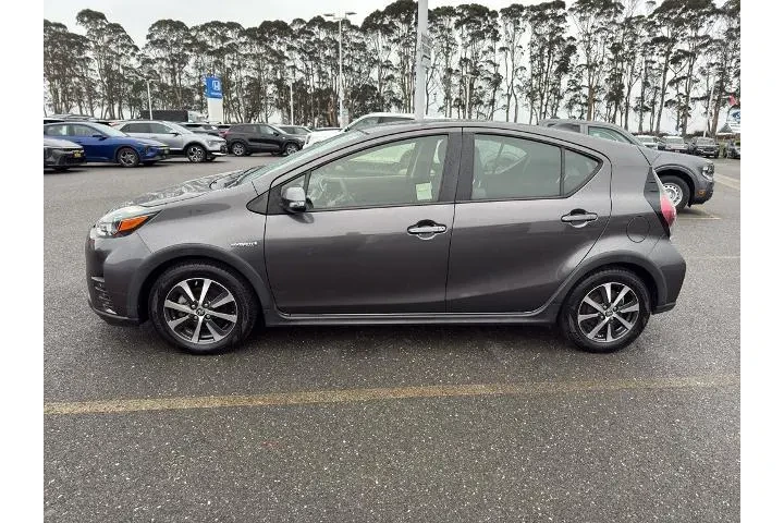 $14995 : Toyota Prius c 2018 Three 4d image 2