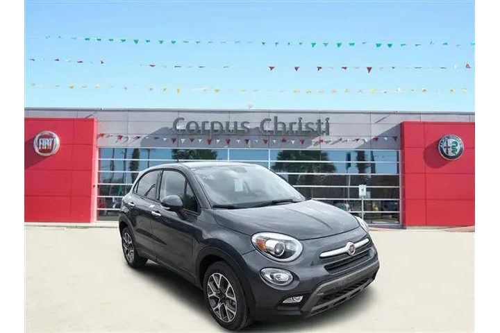 2018 FIAT 500X Trekking image 2