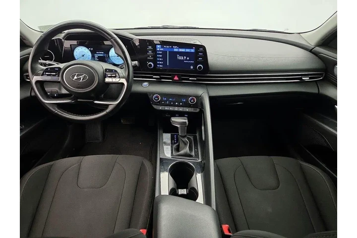 $20998 : Hyundai ELANTRA 2022 SEL 4dr image 9