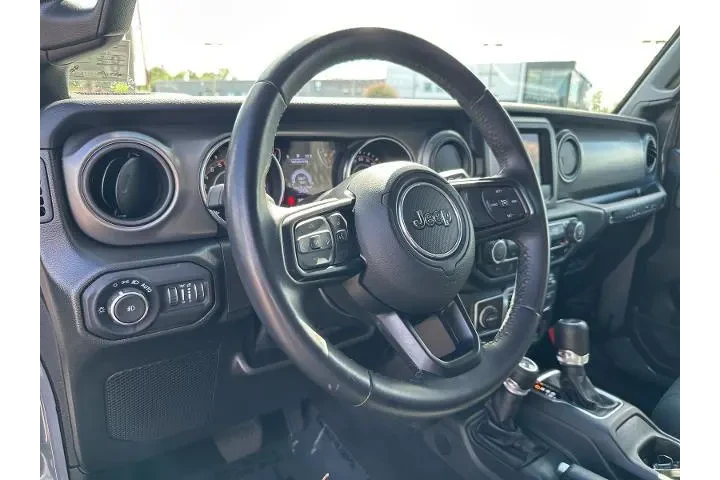 $25950 : Jeep Wrangler 2022 4x4 Sport image 6