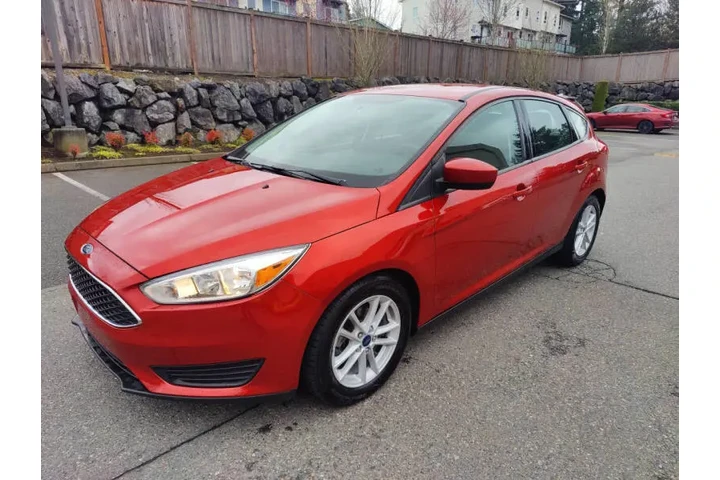 $7900 : 2018 Focus SE image 3