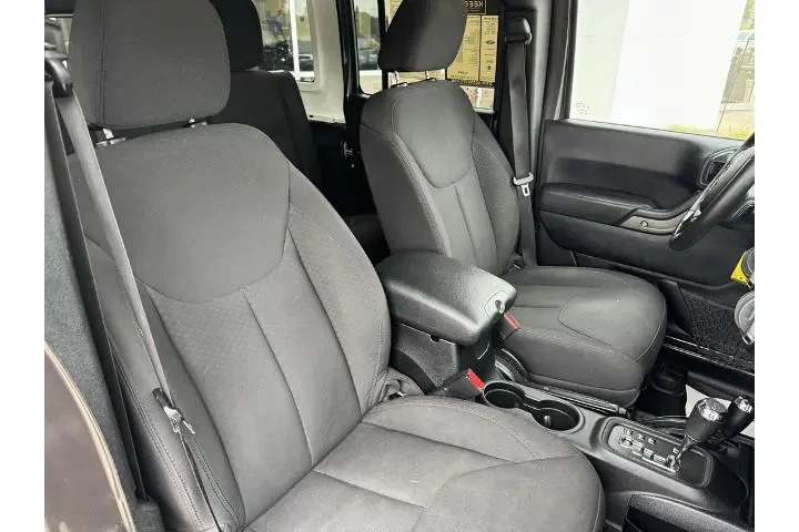 $11298 : Jeep Wrangler Unlimited 2014 image 10