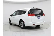$21998 : Chrysler Voyager 2022 LX 4dr thumbnail