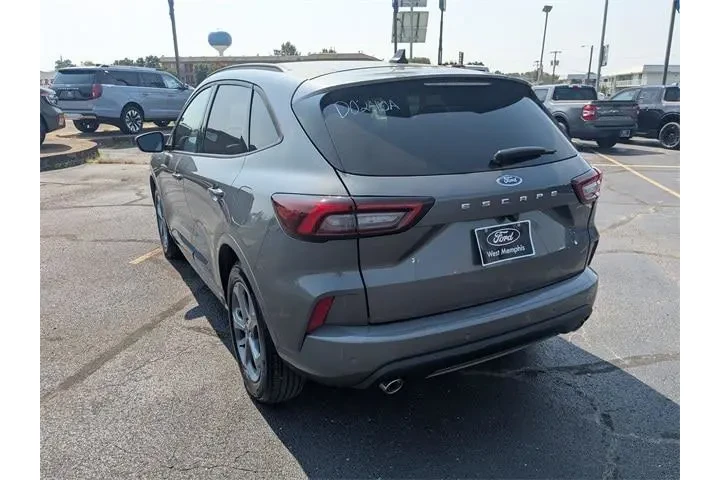 $24848 : Ford Escape 2024 ST-Line 4dr image 5