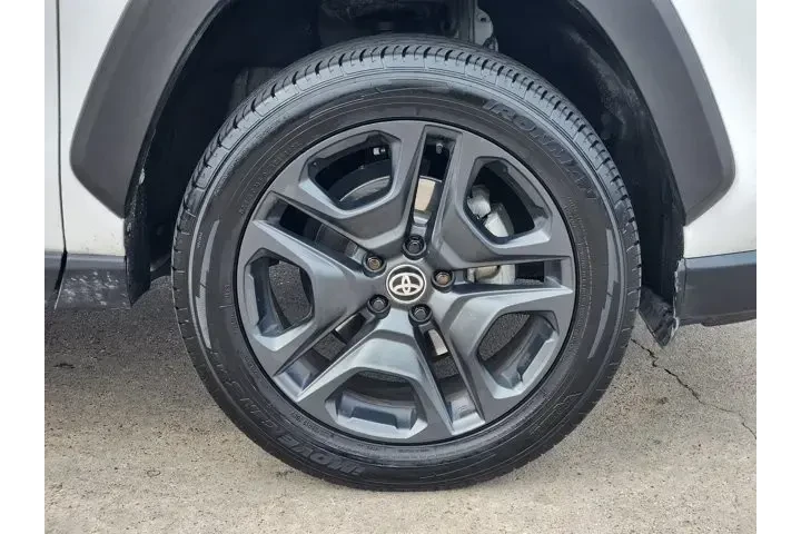 $31616 : Toyota RAV4 2024 AWD Adventu image 10