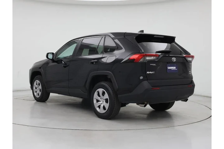$27998 : Toyota RAV4 2024 AWD LE 4dr image 2