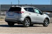 $20500 : Toyota RAV4 2017 XLE 4dr SUV thumbnail