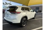 $21189 : Nissan Rogue 2024 AWD SV 4dr thumbnail