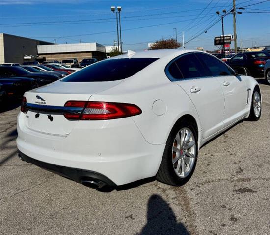 $10900 : 2015 XF 2.0T Premium image 9