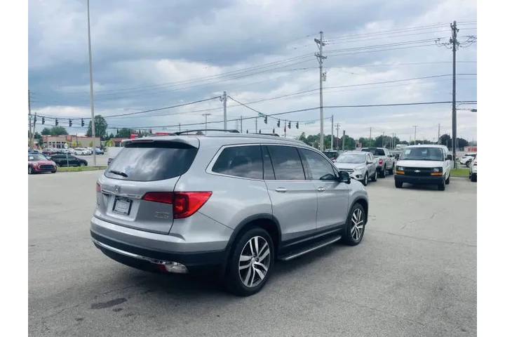 $11999 : 2016 Pilot Touring image 7