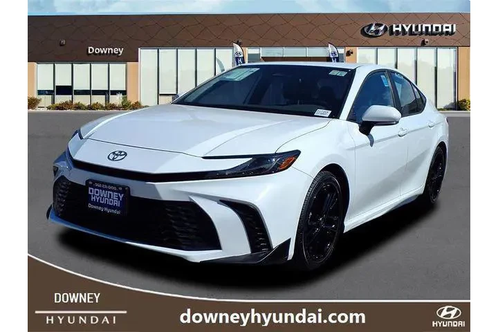 $29616 : Toyota Camry 2025 SE 4dr Sed image 1