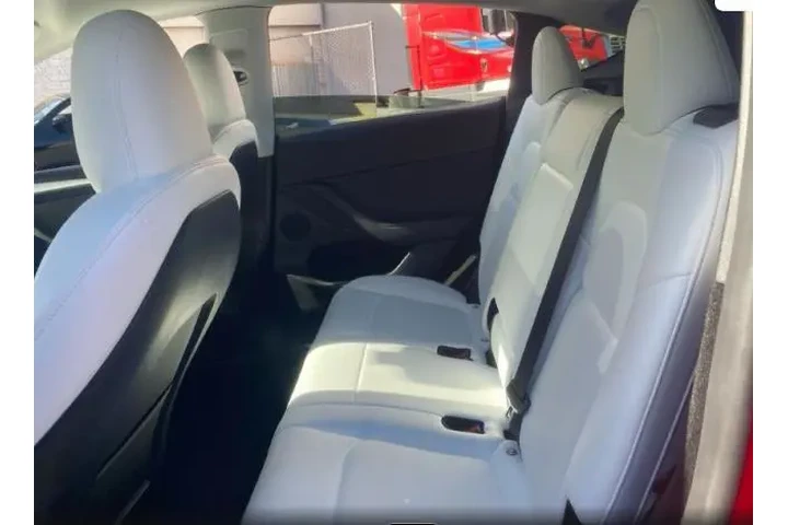 $33000 : Tesla Model Y 2023 AWD 4dr C image 5