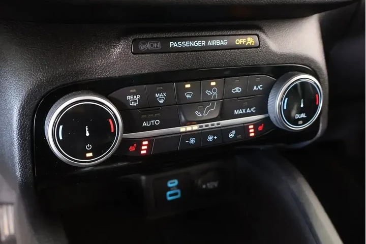 $19997 : Ford Escape 2022 SEL 4dr SUV image 8