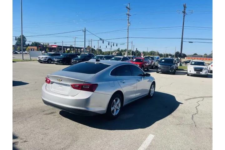 $6999 : 2019 Malibu LS image 7