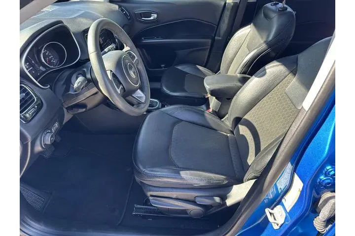 $18402 : Jeep Compass 2021 Latitude 4 image 9