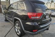 $9495 : 2011 Grand Cherokee Overland thumbnail