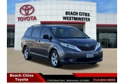 Toyota Sienna 2015 LE 7-Pass