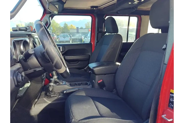 $27180 : Jeep Wrangler Unlimited 2021 image 10