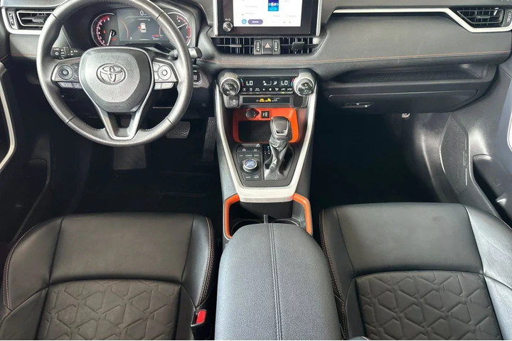 $33500 : Toyota RAV4 2024 AWD Adventu image 6