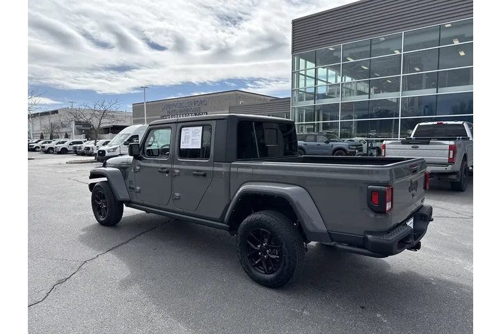 $34125 : Jeep Gladiator 2023 4x4 Spor image 3