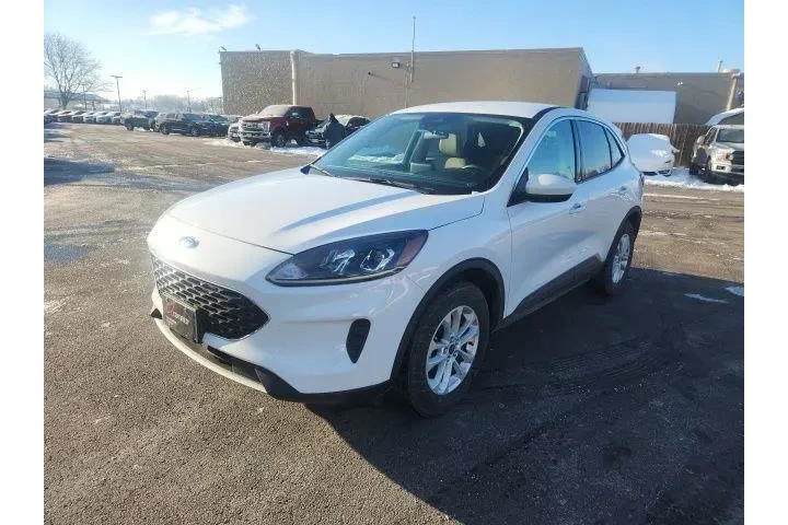 $17500 : Ford Escape 2020 AWD SE 4dr image 2