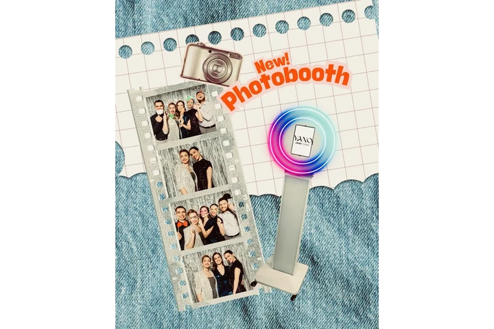 PHOTO BOOTH AND KEYCHAINS image 1
