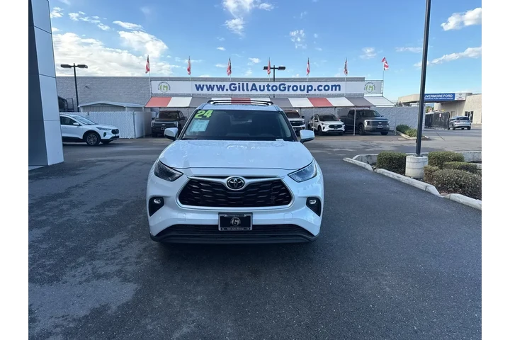 $38999 : Toyota Highlander 2024 LE 4d image 8