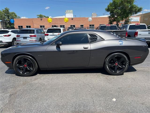 $17888 : 2018 Challenger R/T, FAST, AF image 2