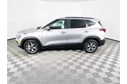 $17900 : Kia Seltos 2021 AWD EX 4dr S thumbnail
