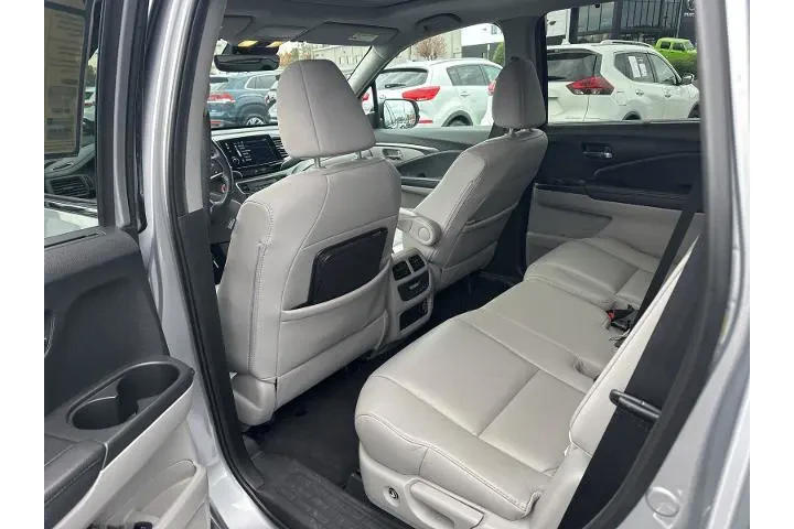 $23750 : Honda Pilot 2020 AWD EX-L 4d image 7