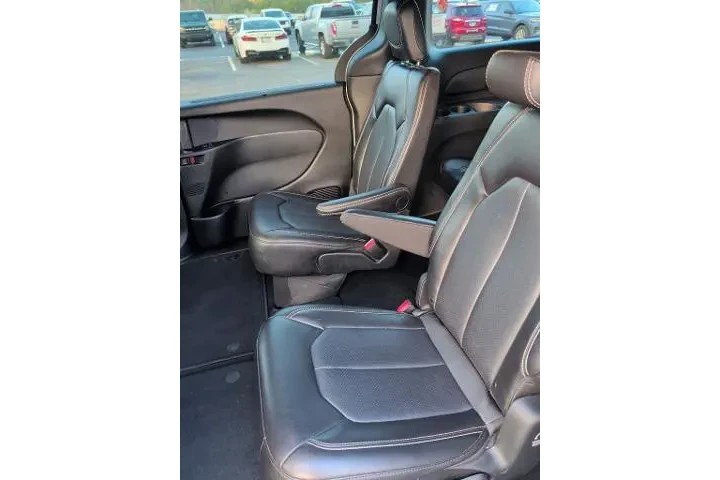 $27453 : Chrysler Pacifica 2025 Selec image 8