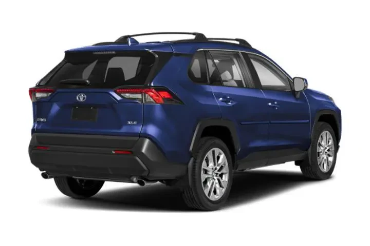 $33995 : Toyota RAV4 2025 XLE 4dr SUV image 3