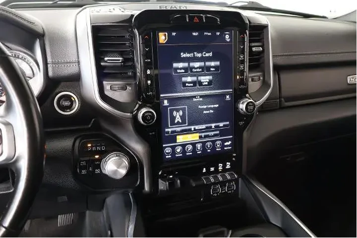 $33835 : Ram 1500 2021 4x4 Laramie 4d image 5