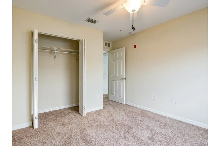 $1300 : House of grace image 3