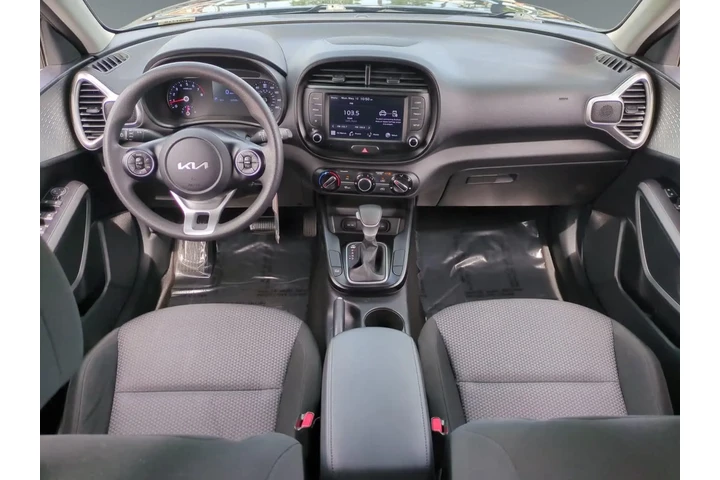 $16900 : Kia Soul 2022 S 4dr Crossove image 10