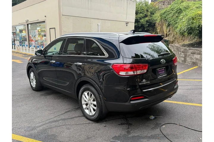 $10995 : 2016 Sorento LX image 3