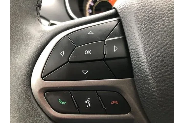 $28995 : Jeep Cherokee 2022 4x4 Limit image 5