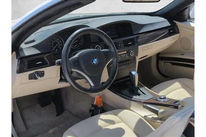 $15084 : BMW 3 Series 2013 328i 2dr C image 9