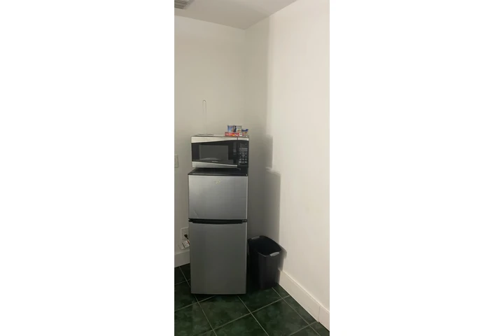 $950 : Habitación image 4