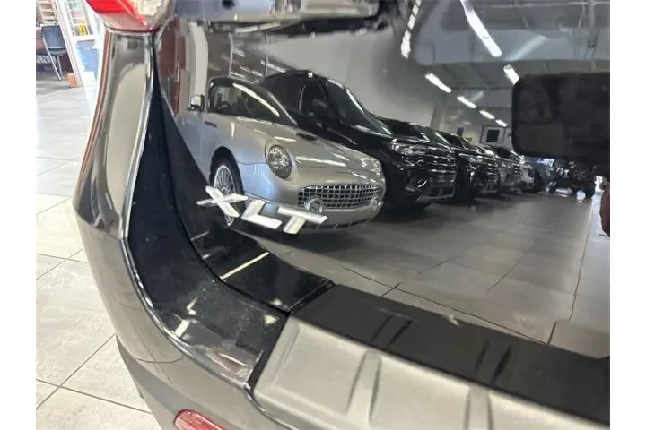 $32500 : Ford Explorer 2023 AWD XLT 4 image 8