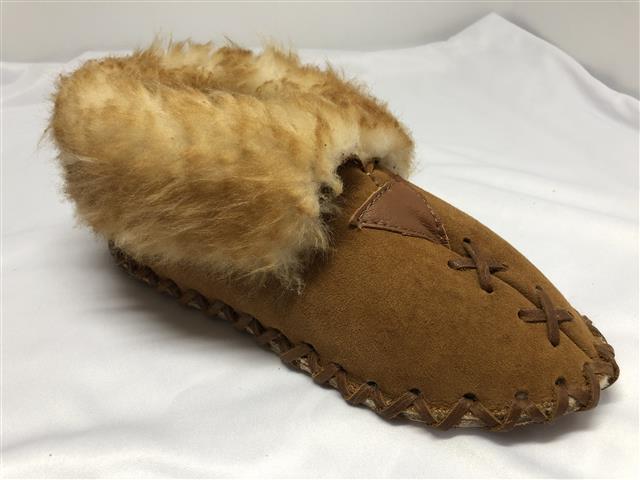 $84 : Women's/Men's Leather Slippers image 1