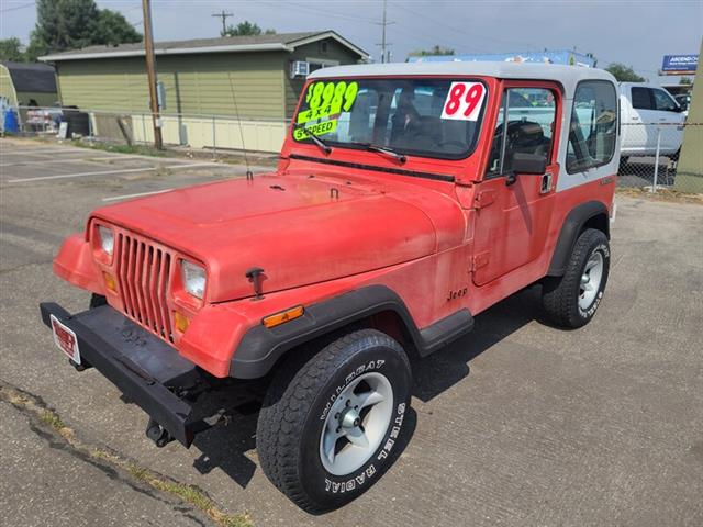 $8989 : 1989 Wrangler S SUV image 3