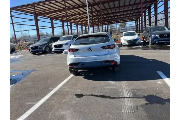 $25980 : Mazda Mazda3 Hatchback 2025 image 10