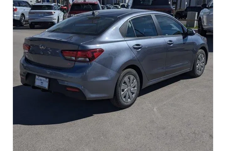 $16999 : Kia Rio 2019 LX 4dr Sedan image 2