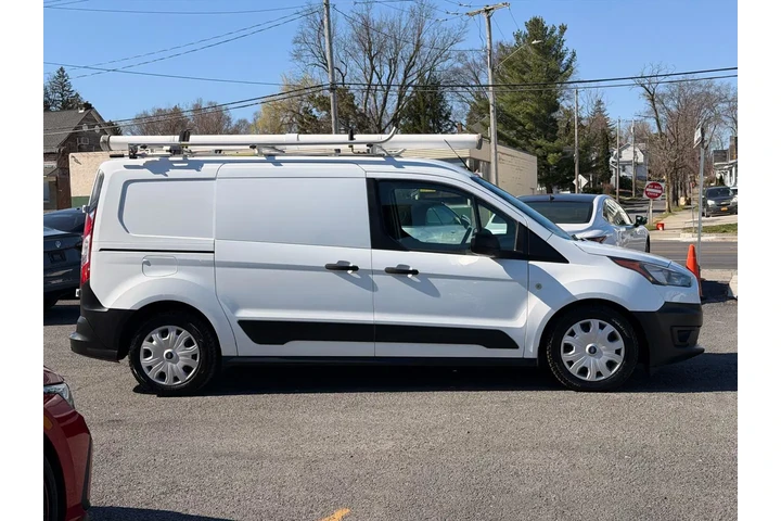 $15900 : 2020 Transit Connect Van image 4