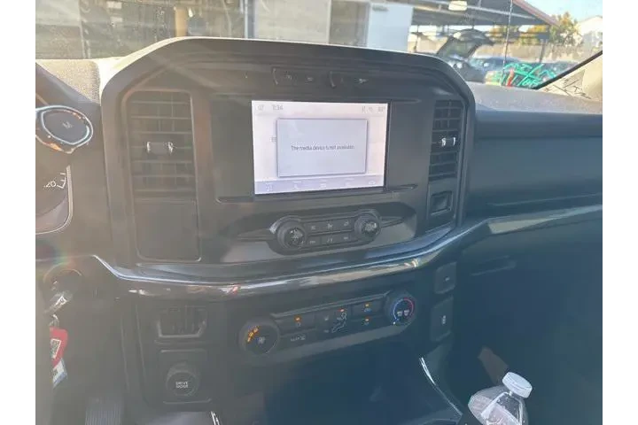 $29867 : Ford F-150 2021 4x2 XL 4dr S image 8