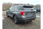 $26944 : Ford Explorer 2022 AWD XLT 4 thumbnail