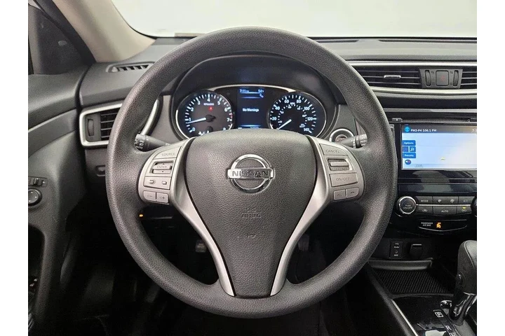 $17998 : Nissan Rogue 2016 SV 4dr Cro image 10