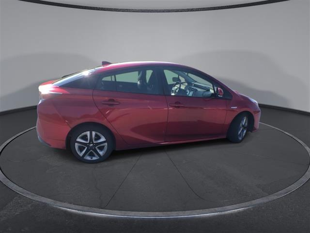 $13600 : PRE-OWNED 2016 TOYOTA PRIUS F image 9