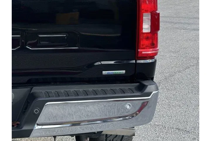 $38209 : Ford F-150 2023 4x4 XLT 4dr image 9